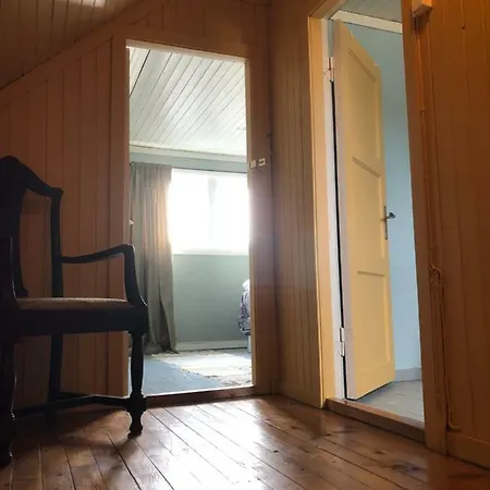 144 Malnes Feriehus *